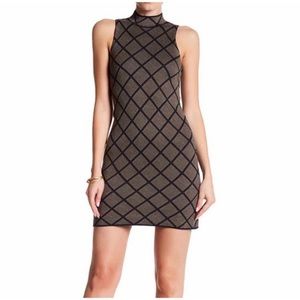 Romeo & Juliet Couture Retro Pattern Mock Neck Dress